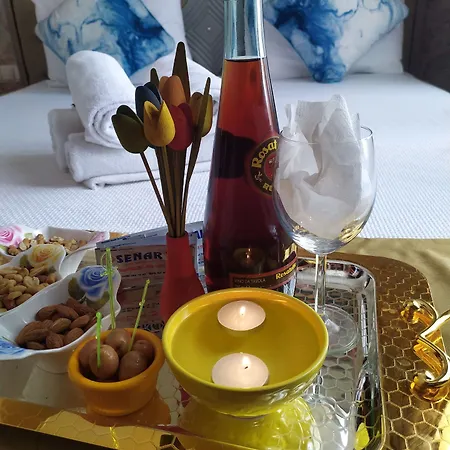 Senar Naz Hotel